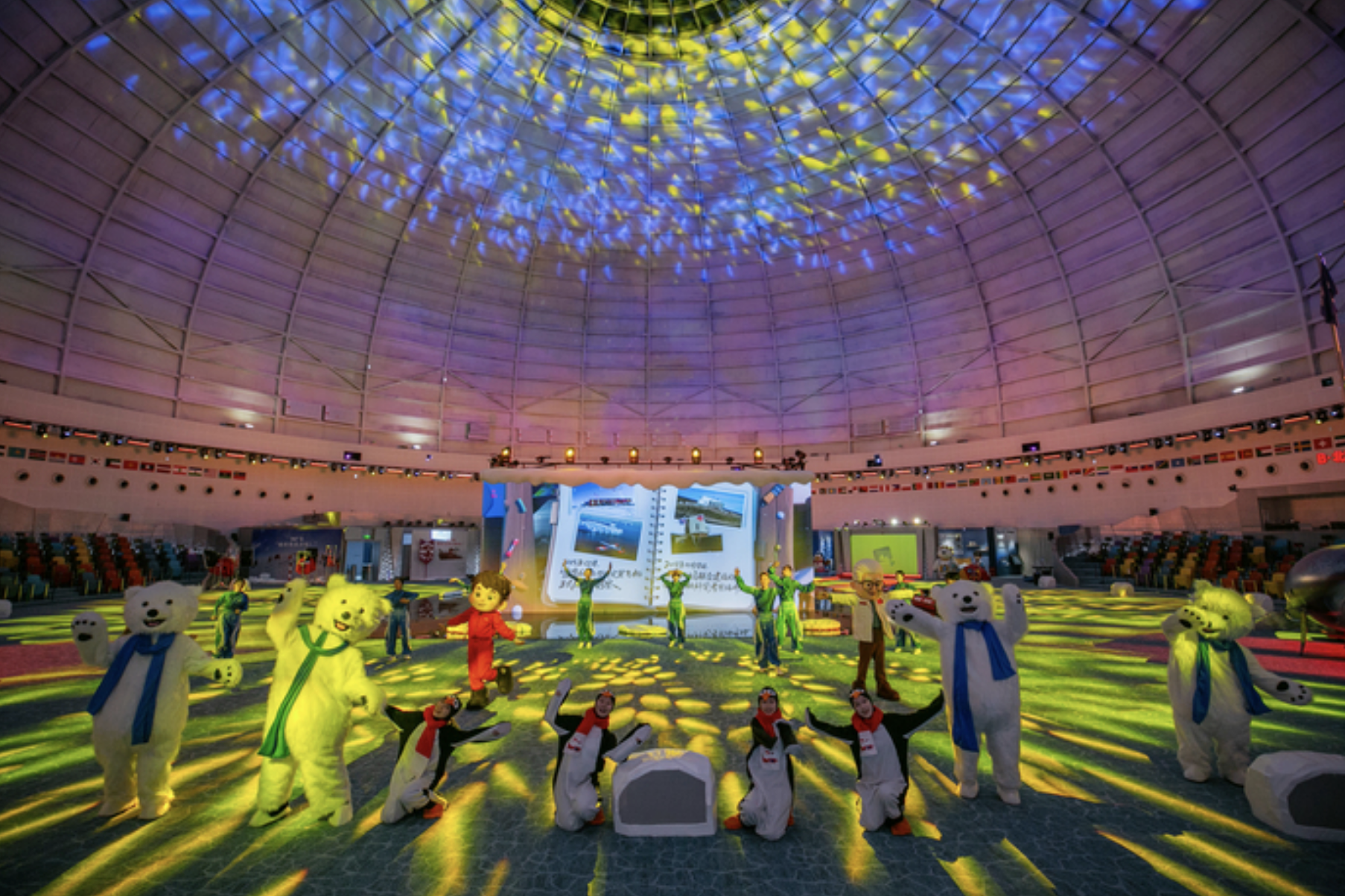 新之航作为文化数字化龙头企业，在两会报道中多次被提及并专题报道！